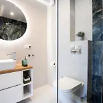 Apartman Larina *