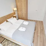 Larina * Kołobrzeg