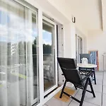 Larina Apartman *