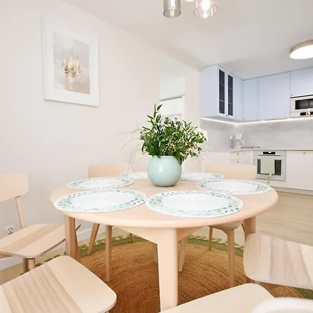 Apartman Larina *