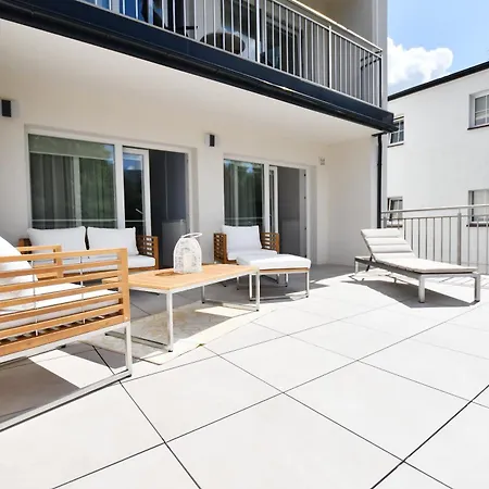 Larina קולובז'ג