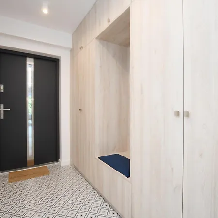Larina Apartman
